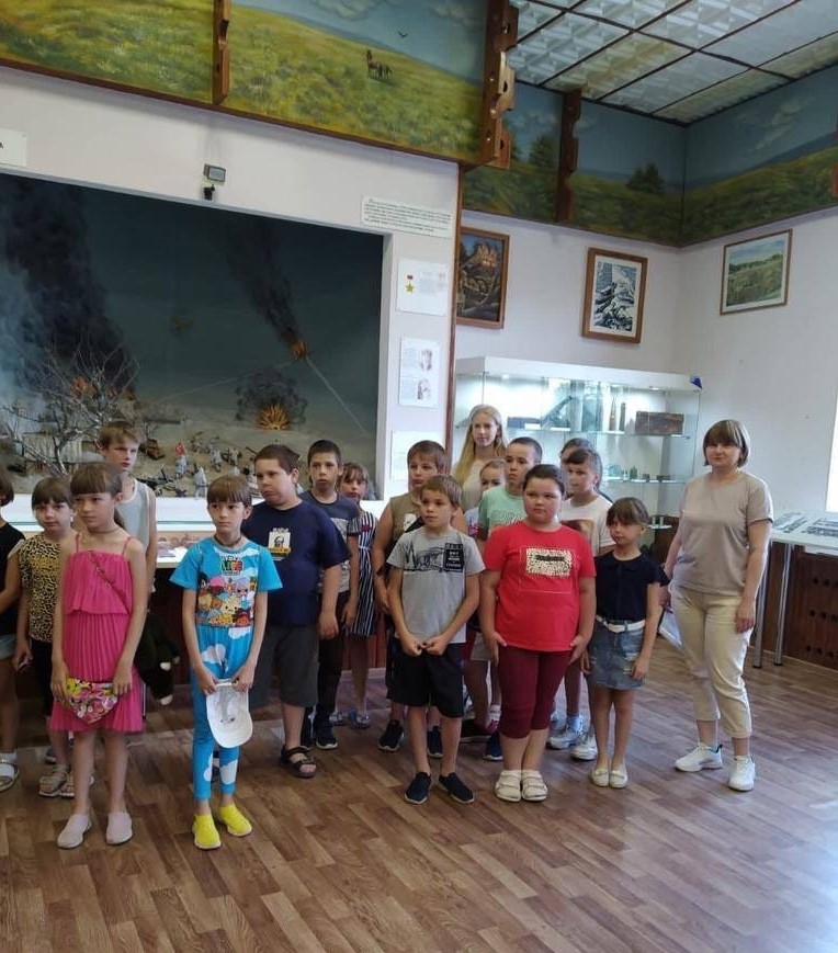 Летний лагерь из Вербочанской школы в краеведческом музее