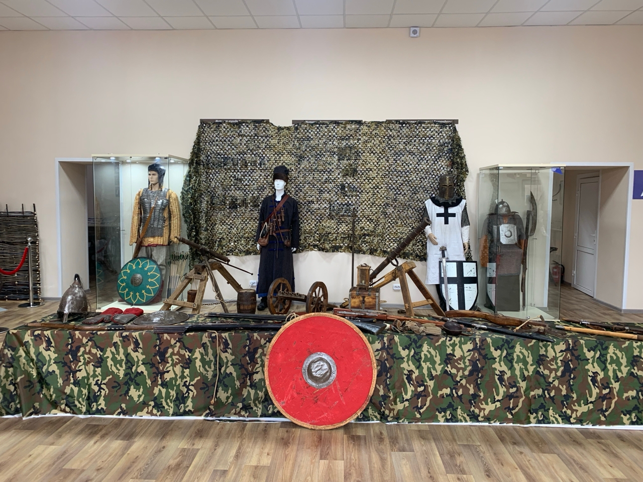 Выставка «Времена и эпохи»